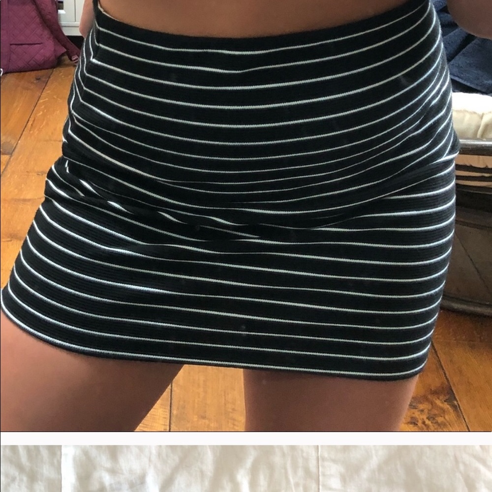 A Zara Striped Pencil high waisted skirt - Picture 1 of 5